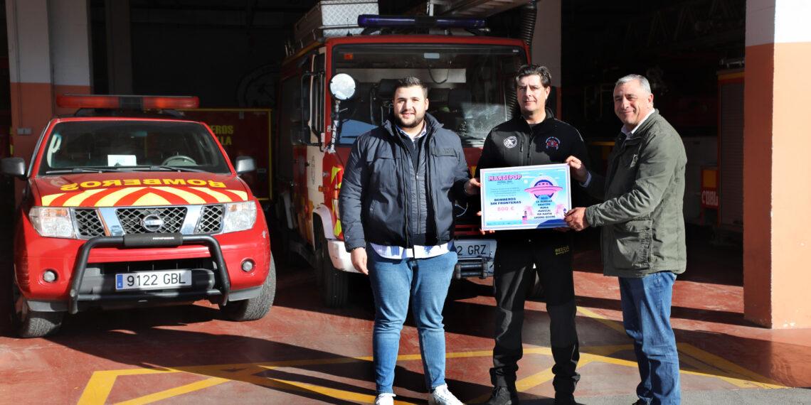 El Festival Marbepop entrega su recaudación solidaria a Bomberos Sin Fronteras