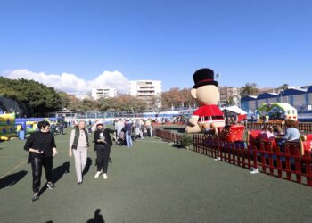 El complejo deportivo Serrano Lima de Marbella se convierte en un Parque Mágico de Navidad