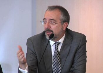 El Ayuntamiento de Estepona dedica un espacio público al exalcalde Antonio Caba