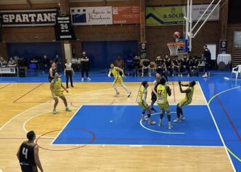 El CB DE Benahavís le planta cara al Jaén Paríso Interior FS, actual líder de la Liga EBA