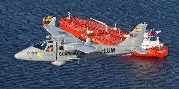 Continúa activa la búsqueda de los dos jóvenes desaparecidos en el mar