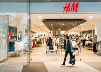 H&M anuncia un ERE en España que afectará a 588 trabajadores y el cierre de 28 tiendas