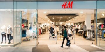 H&M anuncia un ERE en España que afectará a 588 trabajadores y el cierre de 28 tiendas