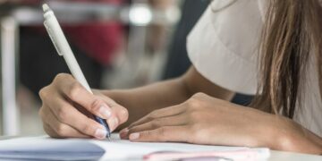 Alrededor de 4.700 aspirantes andaluces optan a una de las 11.600 plaza de Formación Sanitaria Especializada