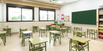 Despedido un profesor de un colegio concertado tras presuntos tocamientos a alumnos