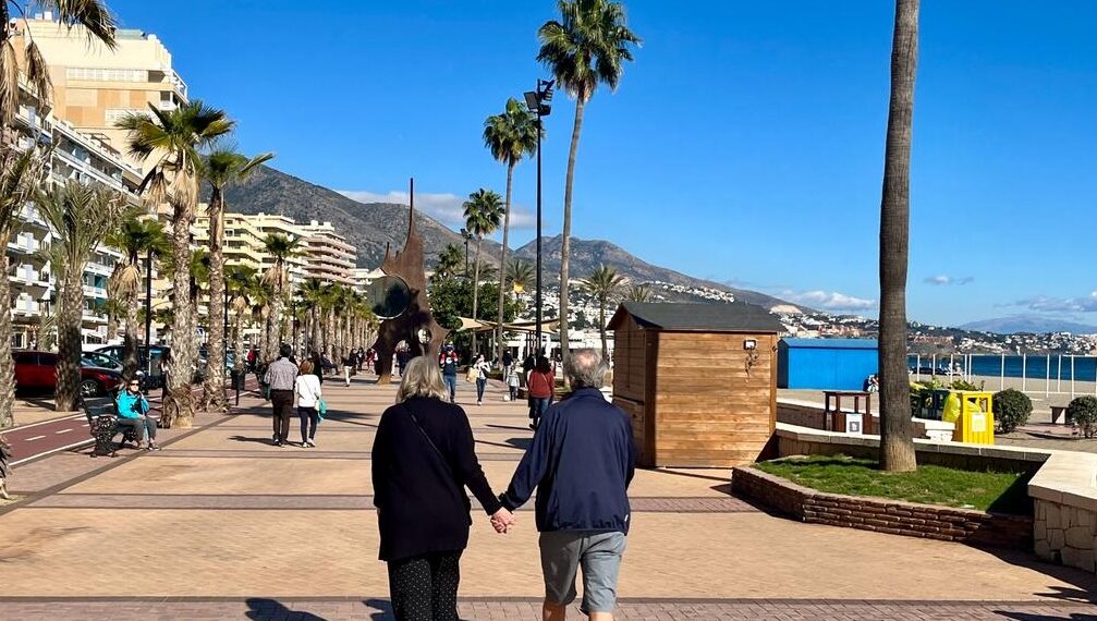 Fuengirola es la ciudad con mayor esperanza de vida de Andalucía, según el INE