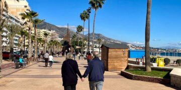 Fuengirola es la ciudad con mayor esperanza de vida de Andalucía, según el INE