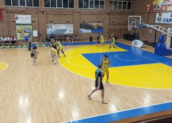 El CAB Estepona Jardín de la Costa del Sol cae en el Pez Volador (61-58)