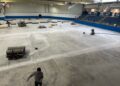 Renovadas las pistas deportivas de los pabellones del complejo Elola de Fuengirola