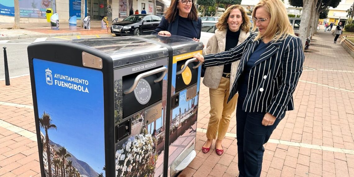Fuengirola cuenta con nuevas papeleras inteligentes