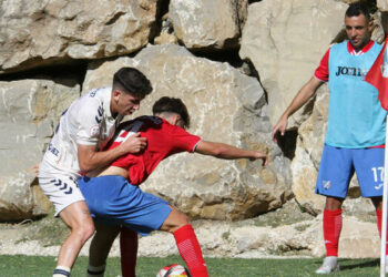 Nando Copete abandona las filas del CD Estepona