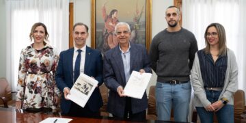 Benalmádena firma un acuerdo con la Colección Fracaral para la cesión de obras de Picasso para su exposición