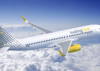 Vueling lanza su outlet con vuelos baratos para volar desde Málaga a 15,45 euros