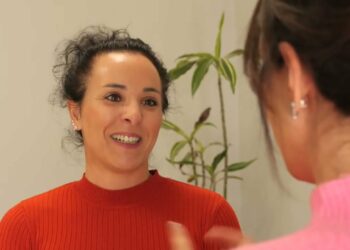 «Lo recuerdo como un agujero negro donde no ves los colores»: Así es vivir con depresión