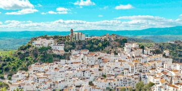 National Geographic elige a Casares entre los cien pueblos más bonitos de España