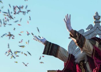 Los Reyes Magos llegarán al campo de fútbol municipal de Benahavís en helicóptero
