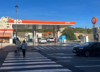 Policía Nacional busca a los autores de un atraco a mano armada en una gasolinera de Estepona