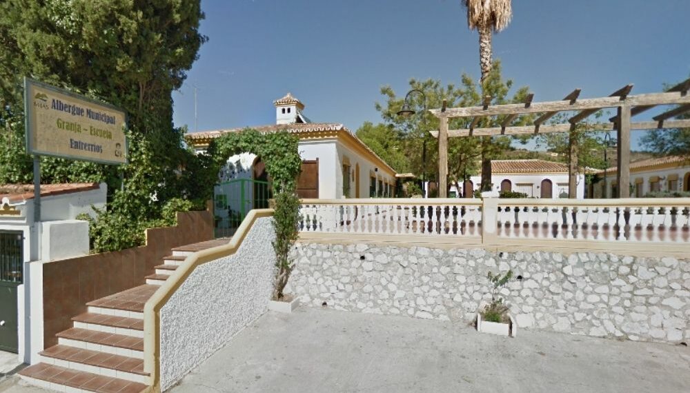 Mijas da a conocer la oferta educativa y de tiempo libre del albergue municipal de Entrerríos