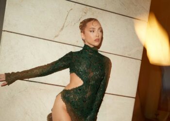 La esteponera Ana Mena arrasa en Las Campanadas 2023