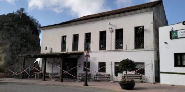 Arranca la construcción del nuevo Centro de Mayores de Casares