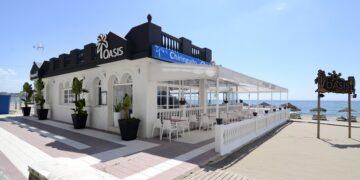 La Academia Gastronómica de Málaga premia al chiringuito Oasis de Fuengirola