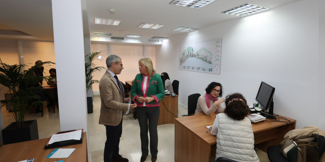 Urbanismo ya tiene nueva oficina de información y asesoramiento atendiendo una media de 250 consultas diarias