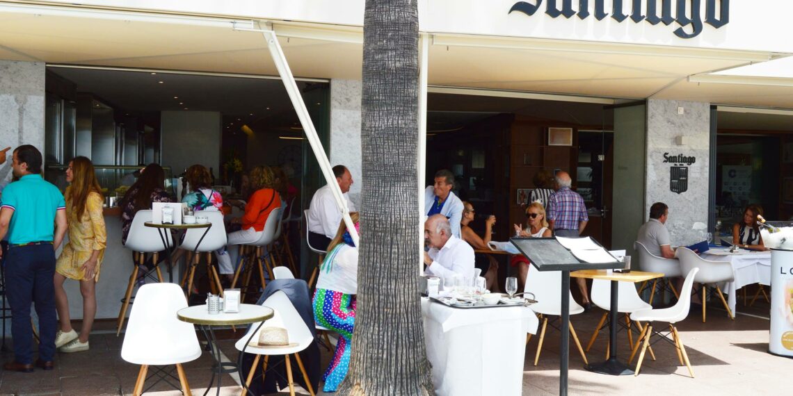 El restaurante ‘Santiago’ vuelve a abrir sus puertas con la misma ilusión de la primera vez