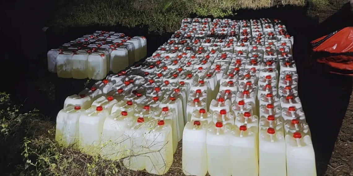 Roban 16.000 litros de gasolina que fueron incautados días antes por la Guardia Civil en Estepona