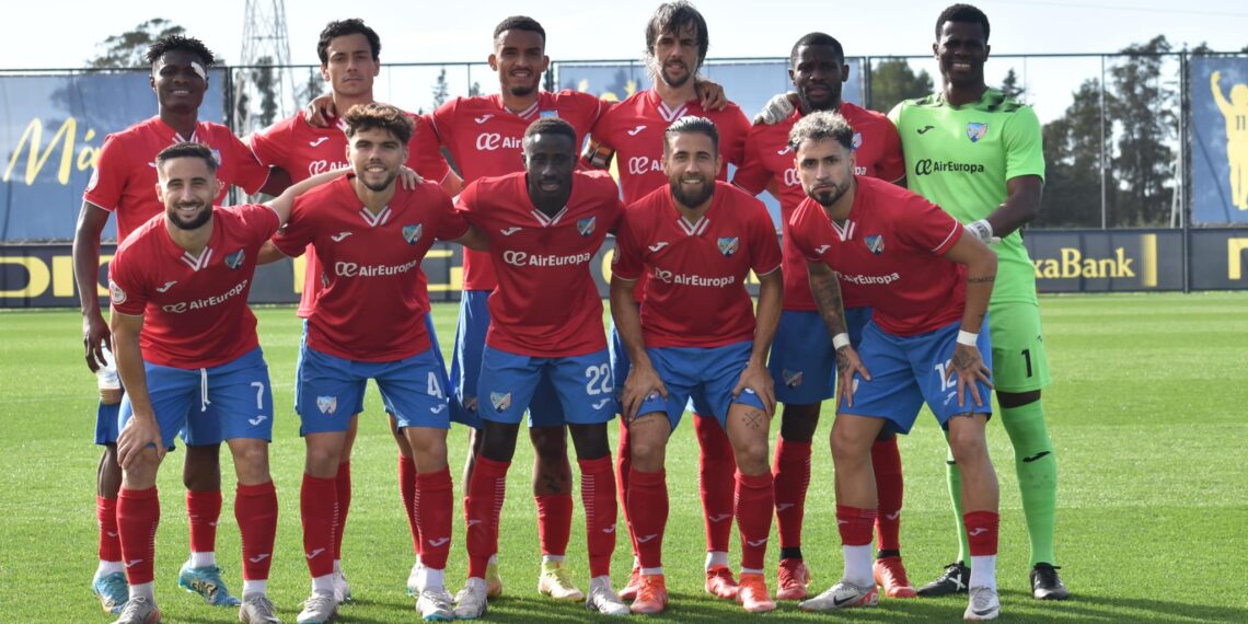 Empate insuficiente del CD Estepona en Cádiz