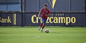 El CD Estepona vuelve a empatar en Cartagena (1-1)