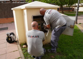 Estepona ultima los trabajos para reducir en un 30 por ciento el consumo eléctrico en el alumbrado público