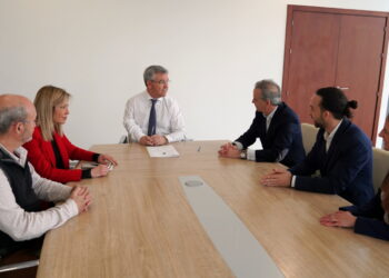 Estepona adjudica por 1,7 millones el servicio de ayuda a domicilio, que mejora prestaciones para usuarios