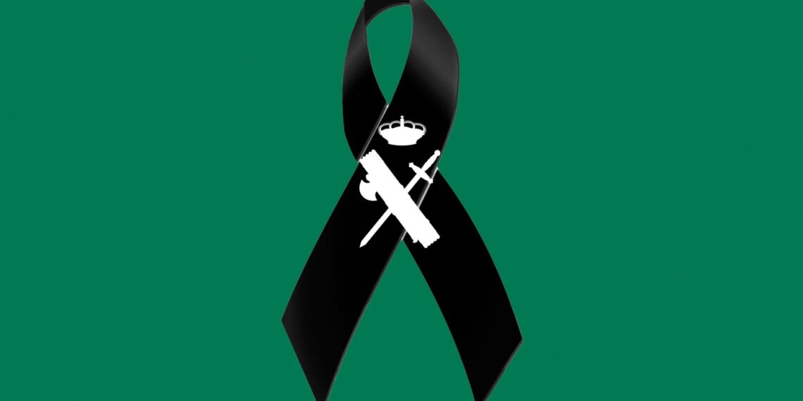 La Costa del Sol se suma este lunes al minuto de silencio por la muerte de los dos guardia civiles de Barbate