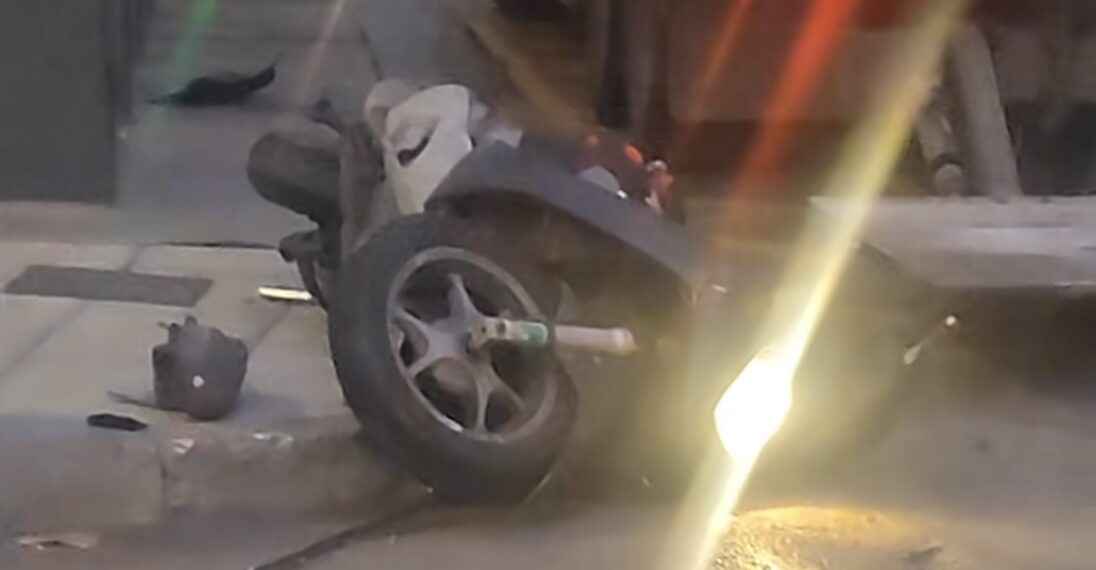 Un motorista herido tras una colisión en la avenida Ramón y Cajal de Marbella