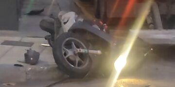 Un motorista herido tras una colisión en la avenida Ramón y Cajal de Marbella