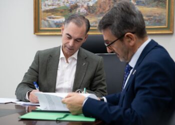 Benalmádena y Junta de Andalucía regularizan la situación de los terrenos del CEIP La Leala