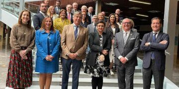 Torremolinos acoge la primera sesión de trabajo de la Cámara de Comercio de Málaga fuera de su sede