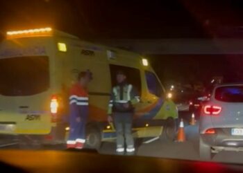 Fallece en Estepona una motorista de 34 años al impactar contra ella una furgoneta