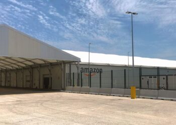 Amazon busca personal para sus almacenes en Málaga