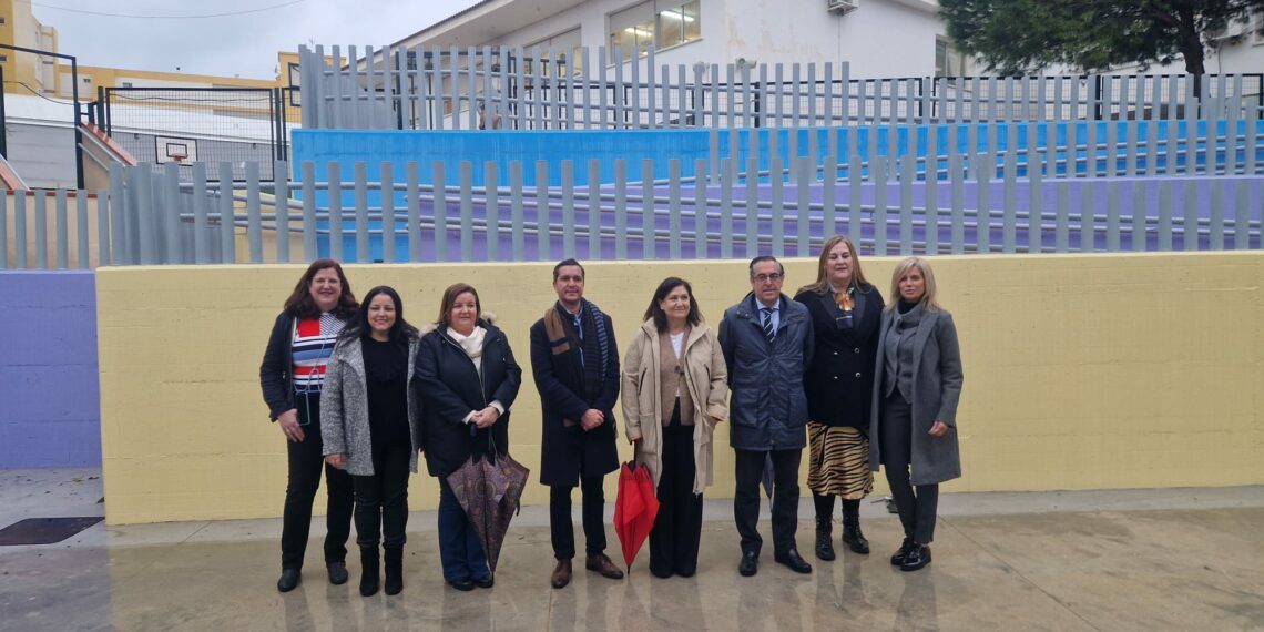 Finalizan los trabajos de eliminación de barreras arquitectónicas en el colegio Miguel de Cervantes