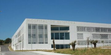 Quirófanos cerrados, urgencias a medio gas: los motivos de la protesta por el Hospital de Estepona
