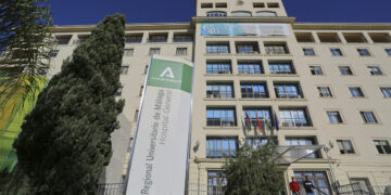 Continúa crítico y con ventilación mecánica el joven de 18 años atropellado en Estepona