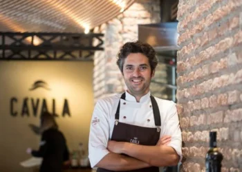 El fuengiroleño Juanjo Carmona gana el concurso de cocina de pescado de Madrid Fusión