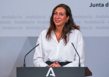 La Junta dará un «giro de 180 grados» al sistema de Dependencia con una única visita de valoración, acortando plazos