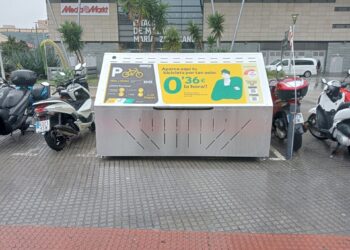 La estación de Málaga María Zambrano estrena aparcamiento seguro para bicicletas