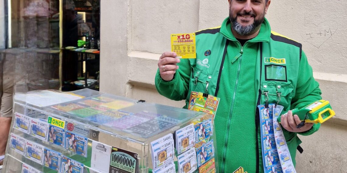 Un vendedor de la ONCE da en Málaga un premio de 150.000 euros con un Rasca al día siguiente de comenzar a trabajar