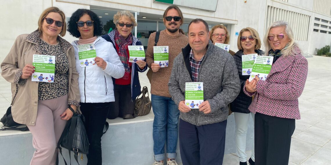 Vecinos de Estepona vuelven a exigir la apertura íntegra de su Hospital: «LLevamos cuatro años esperando»