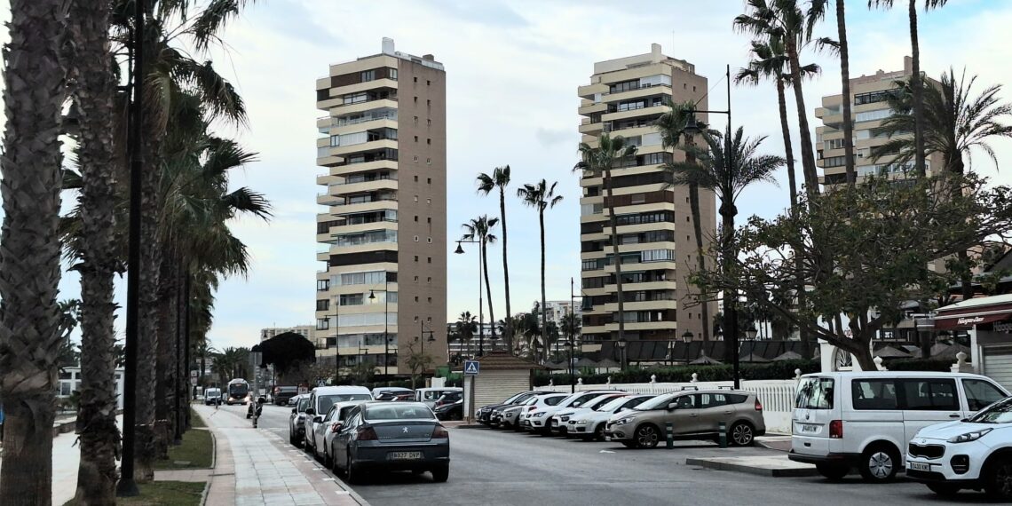 Torremolinos estudia remodelar la calle La Playa para mejorar su movilidad y accesibilidad