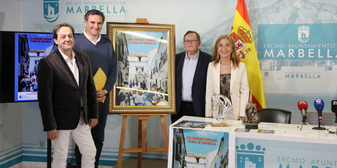 Los XVI Premios Cofrade Ciudad de Marbella reconocerán este jueves Juanma Moreno y a más de una veintena de personalidades e instituciones
