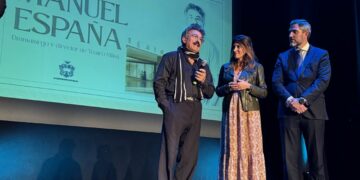 Mijas rinde homenaje al dramaturgo Manuel España